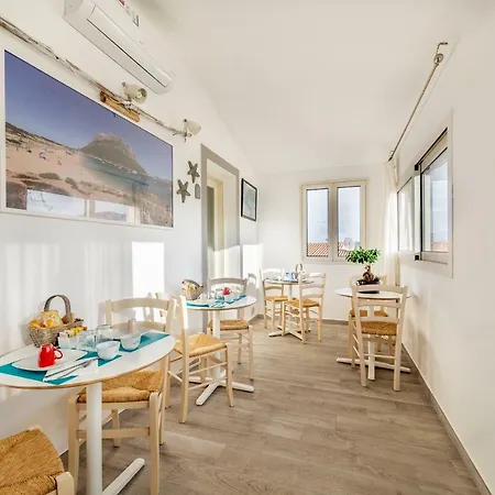 Rotta Per Tavolara B&B 포르토산파울로